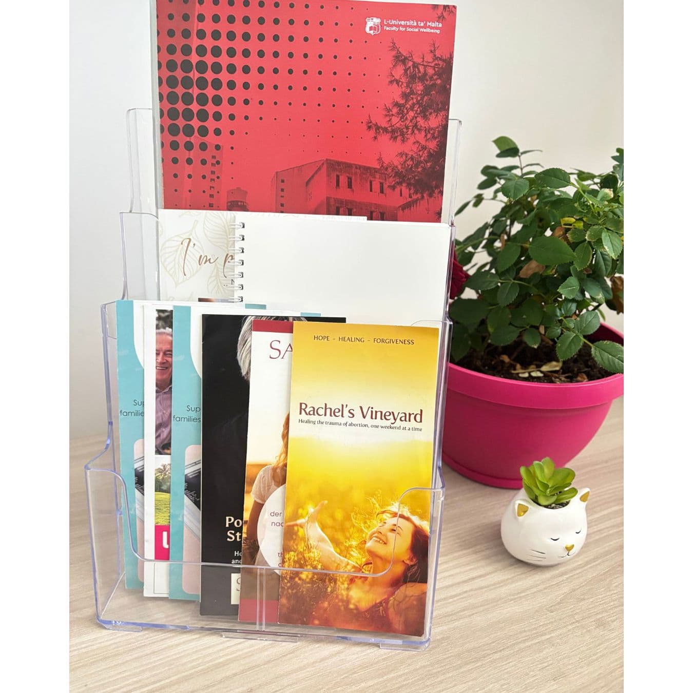 Transparent Acrylic Brochure Holder A4 3 Tier